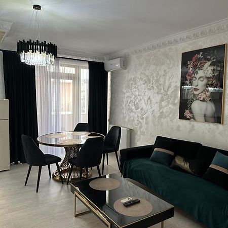 Apartament Simoni Ploieşti Exterior foto