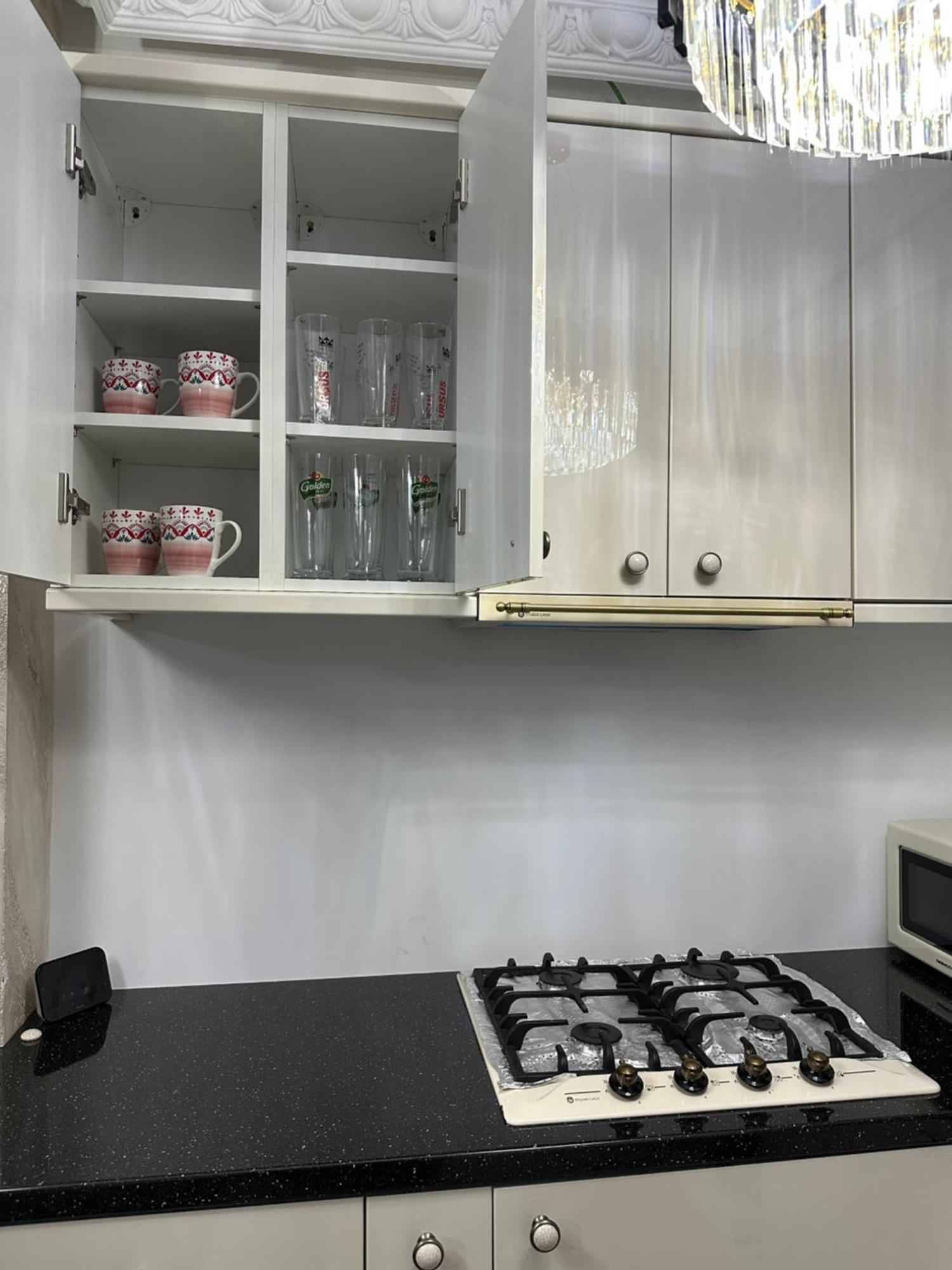 Apartament Simoni Ploieşti Exterior foto